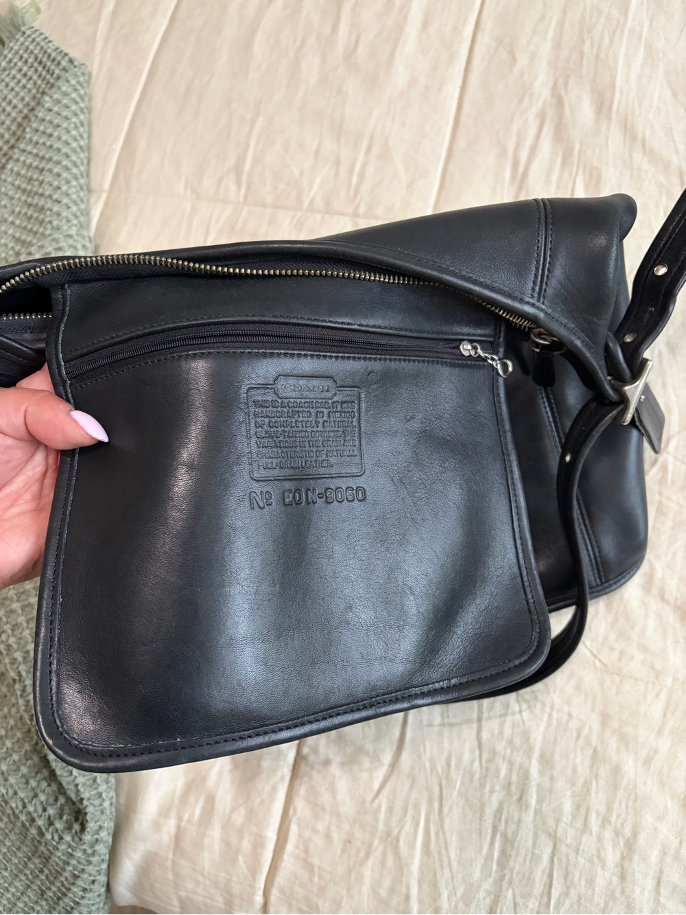 COACH EON 9060 Black Shoulder Bag - Picture 5 of 6